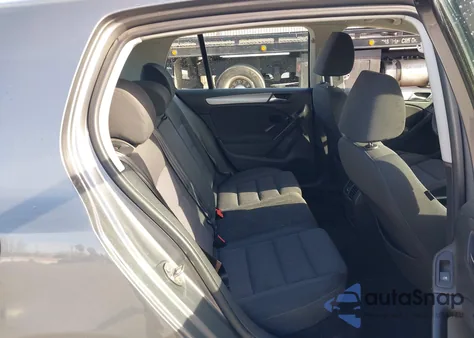 2013 Volkswagen Golf 2.5L 4-Door из США, поврежденный, VIN WVWDB7AJ4DW128157